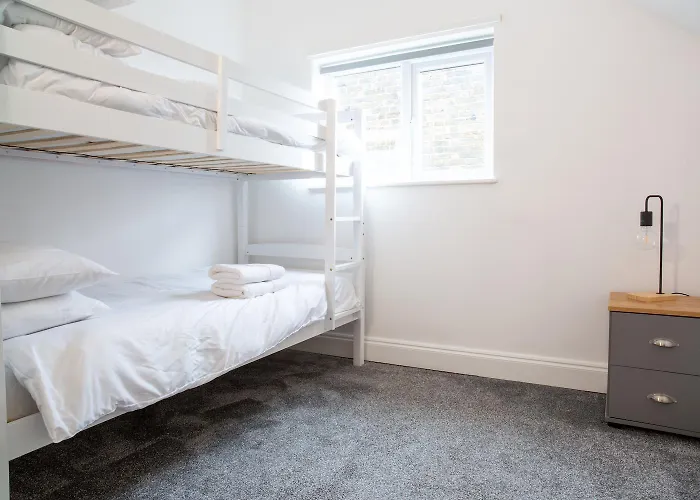 Spacious & Modern Margate Apartments