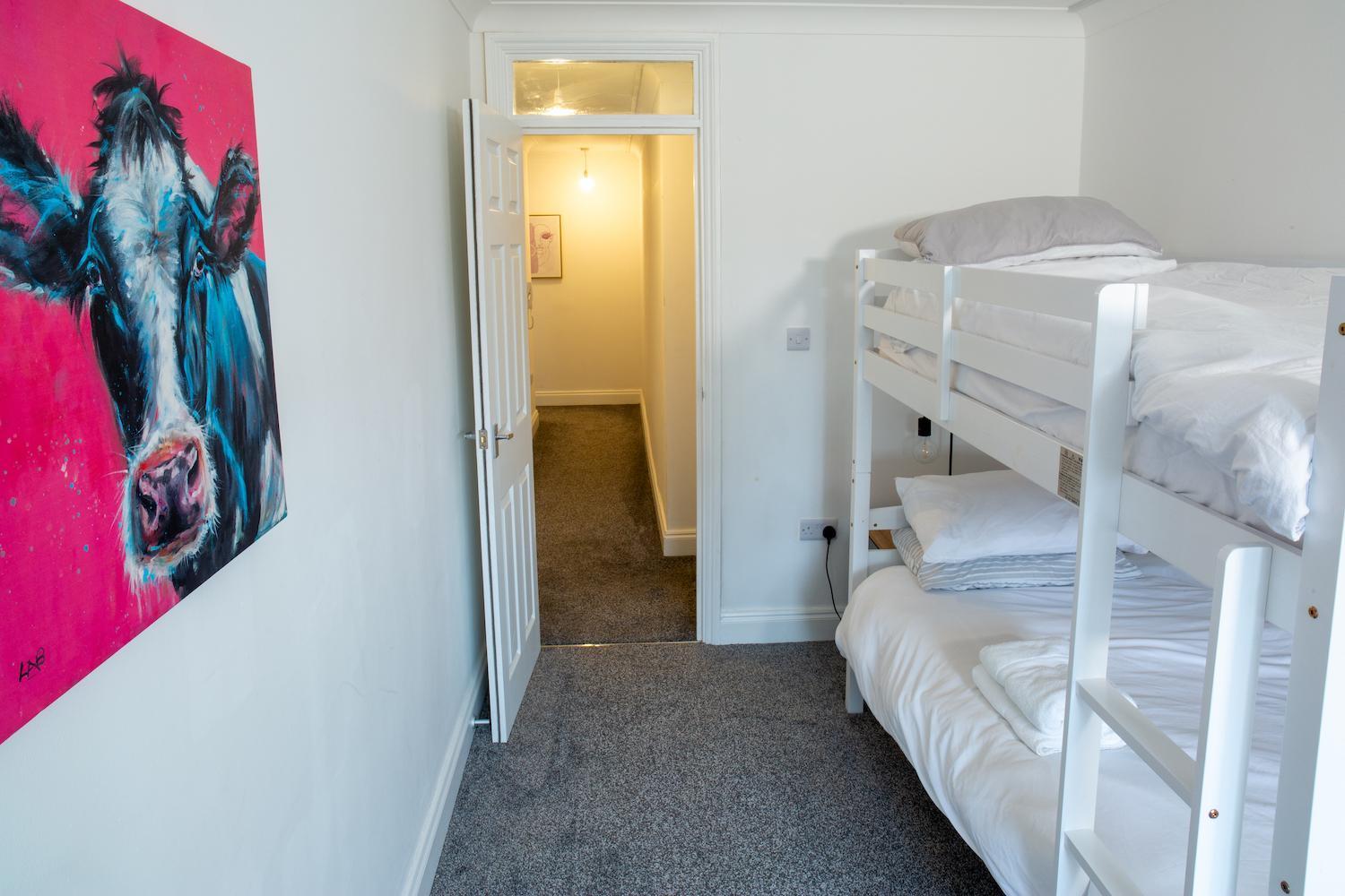 Spacious & Modern Apartment Margate