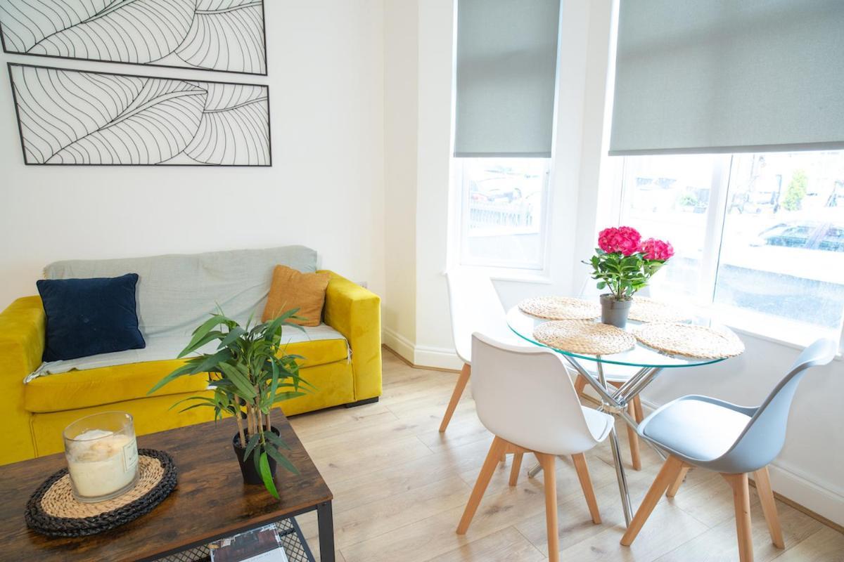 Apartment Spacious & Modern Margate